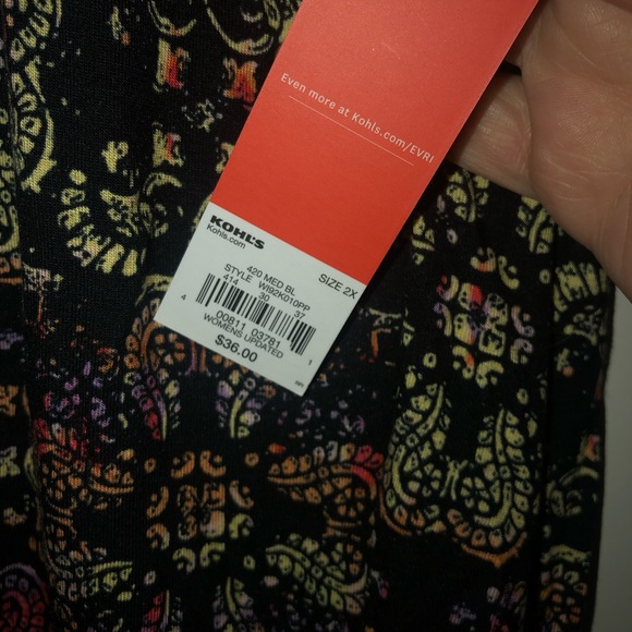 NWT Evri brand multi color printed tank top casual dressy size 2X XXL brand new - Picture 4 of 5